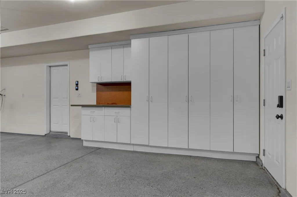 8904 Saint Pierre, Las Vegas, NV 89134