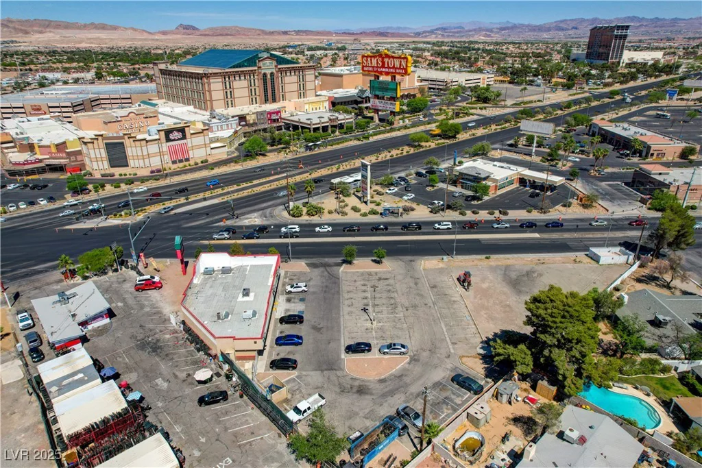 4241 Nellis, Las Vegas, NV 89121