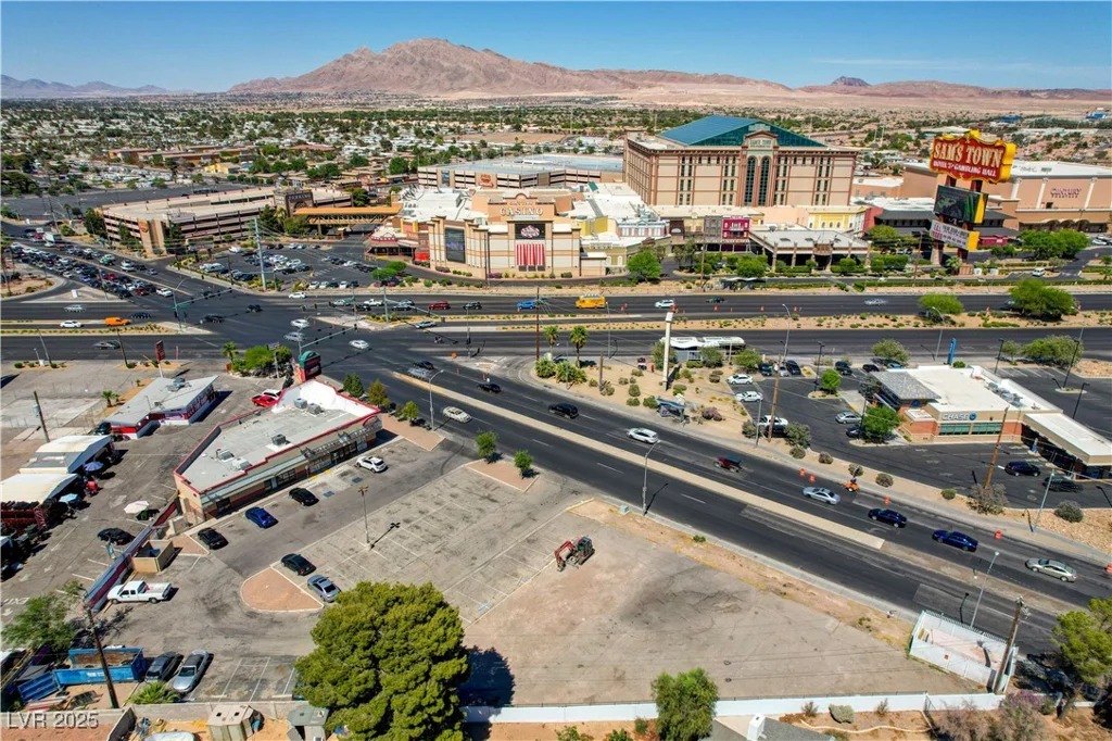 4241 Nellis, Las Vegas, NV 89121