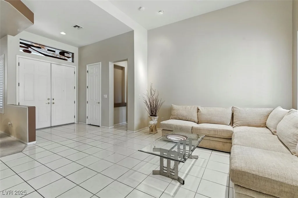 10505 Longwood, Las Vegas, NV 89134