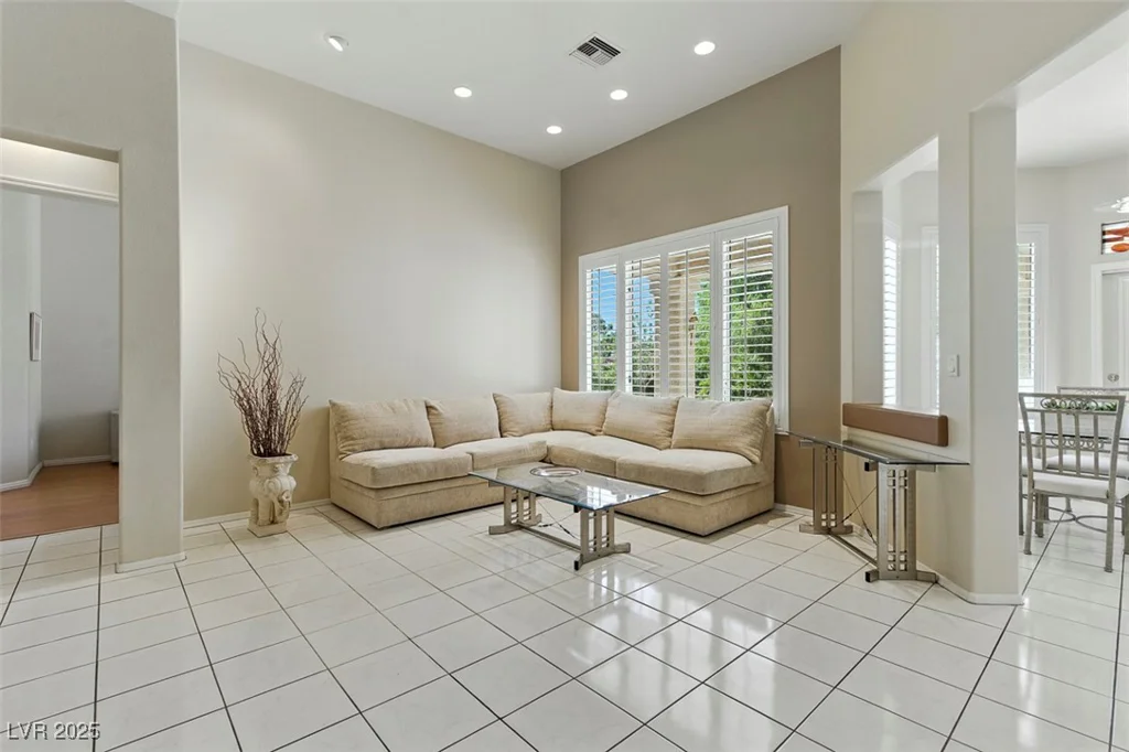 10505 Longwood, Las Vegas, NV 89134