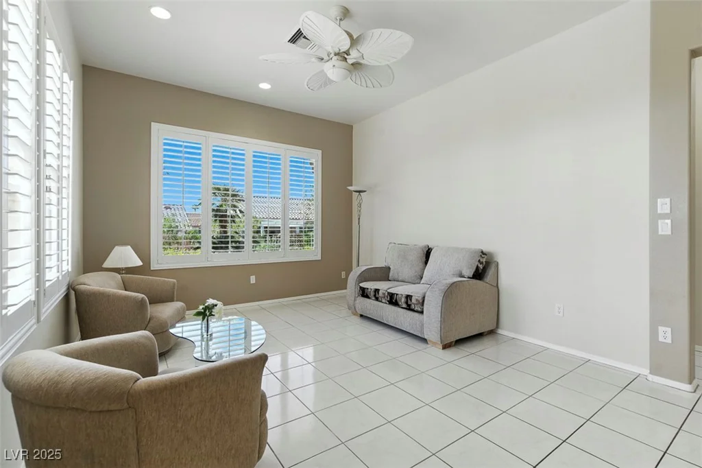 10505 Longwood, Las Vegas, NV 89134
