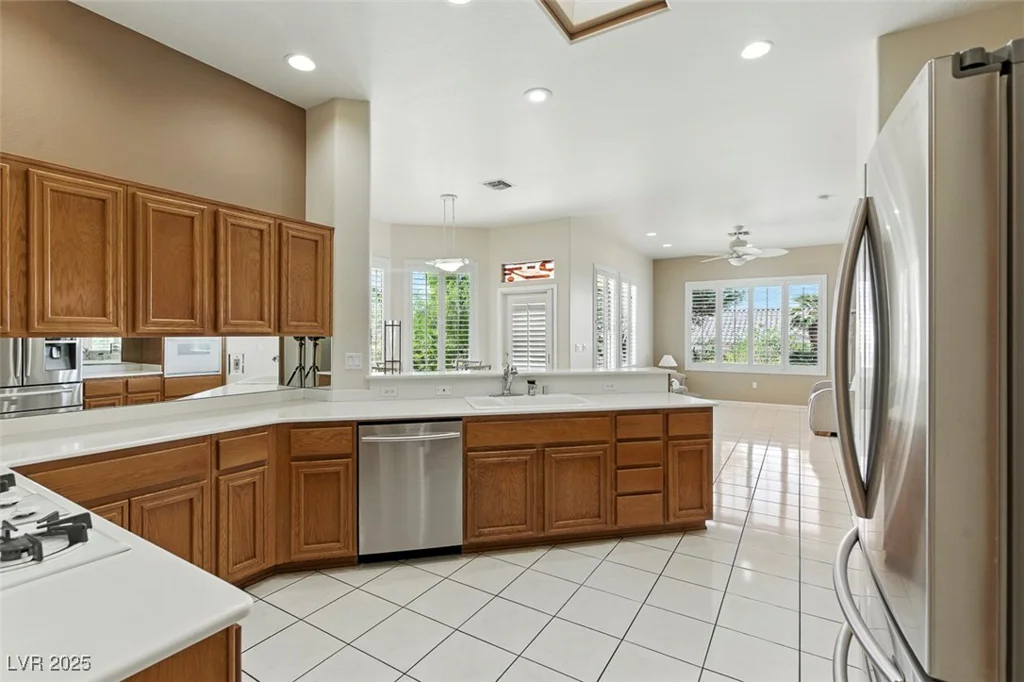 10505 Longwood, Las Vegas, NV 89134