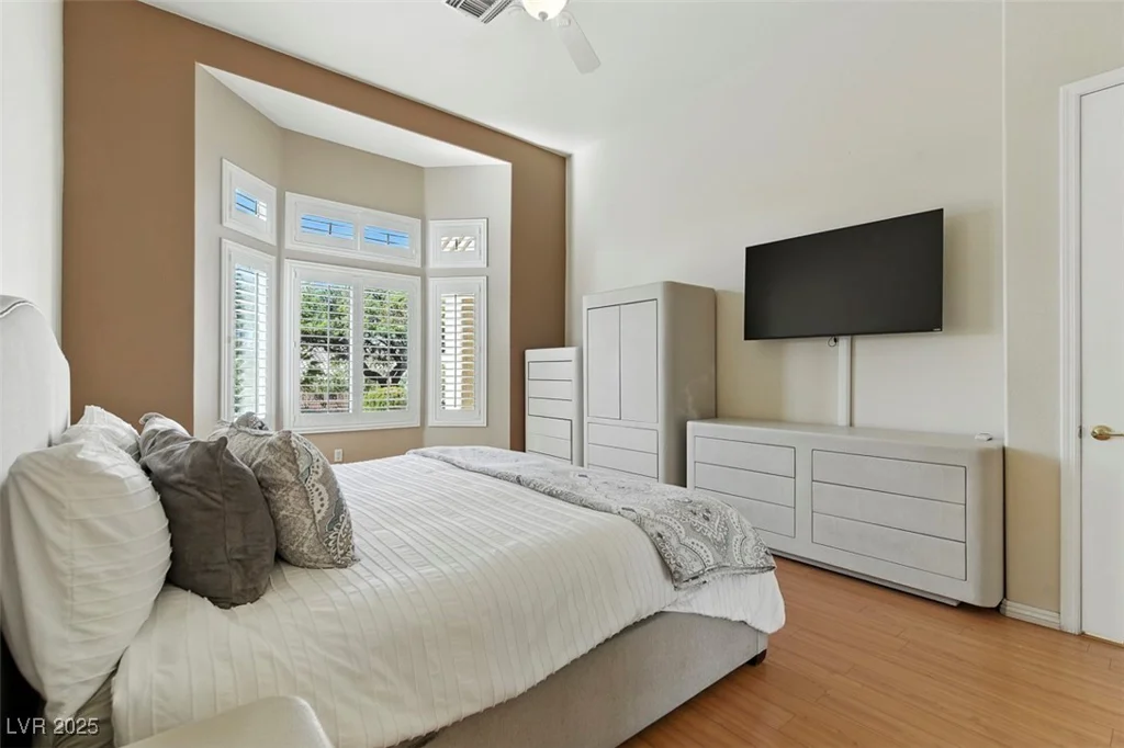 10505 Longwood, Las Vegas, NV 89134