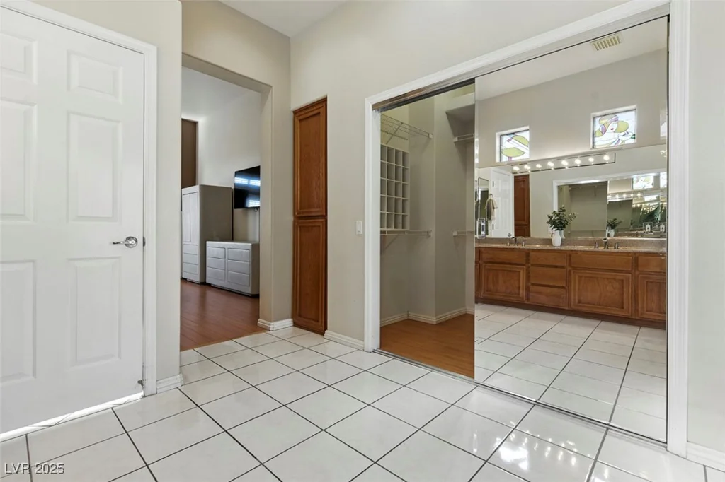 10505 Longwood, Las Vegas, NV 89134