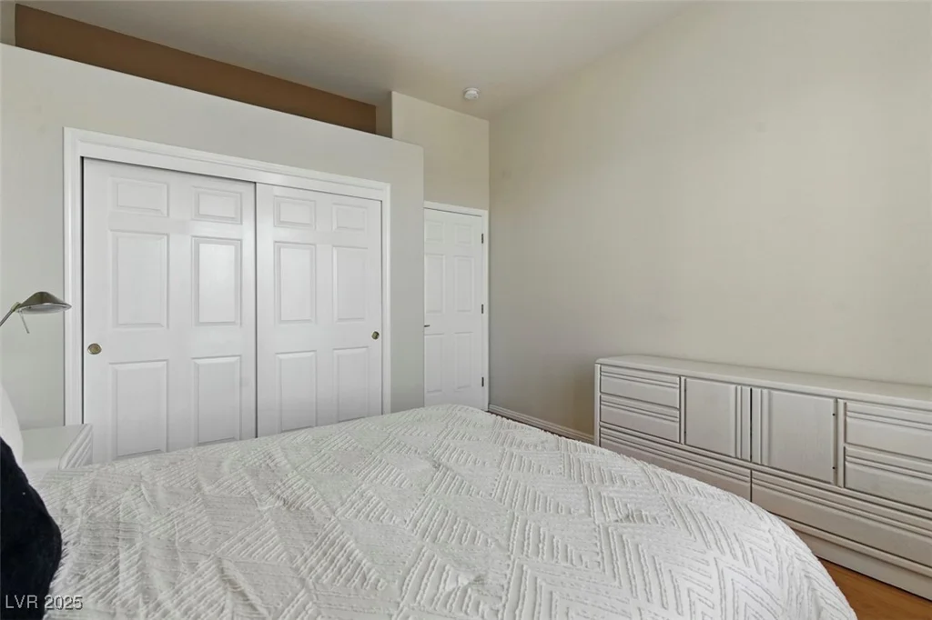 10505 Longwood, Las Vegas, NV 89134