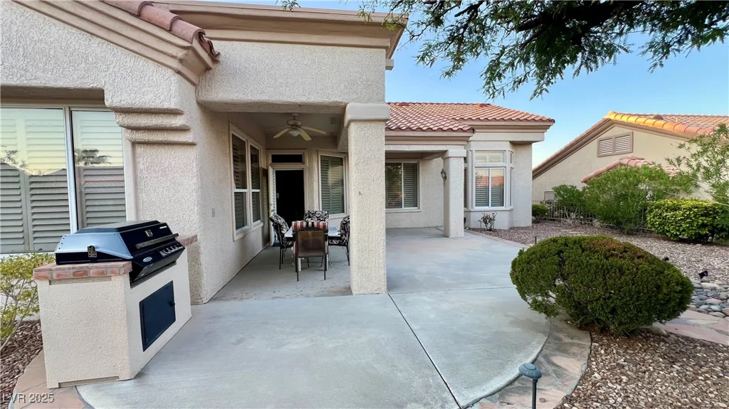 10505 Longwood, Las Vegas, NV 89134