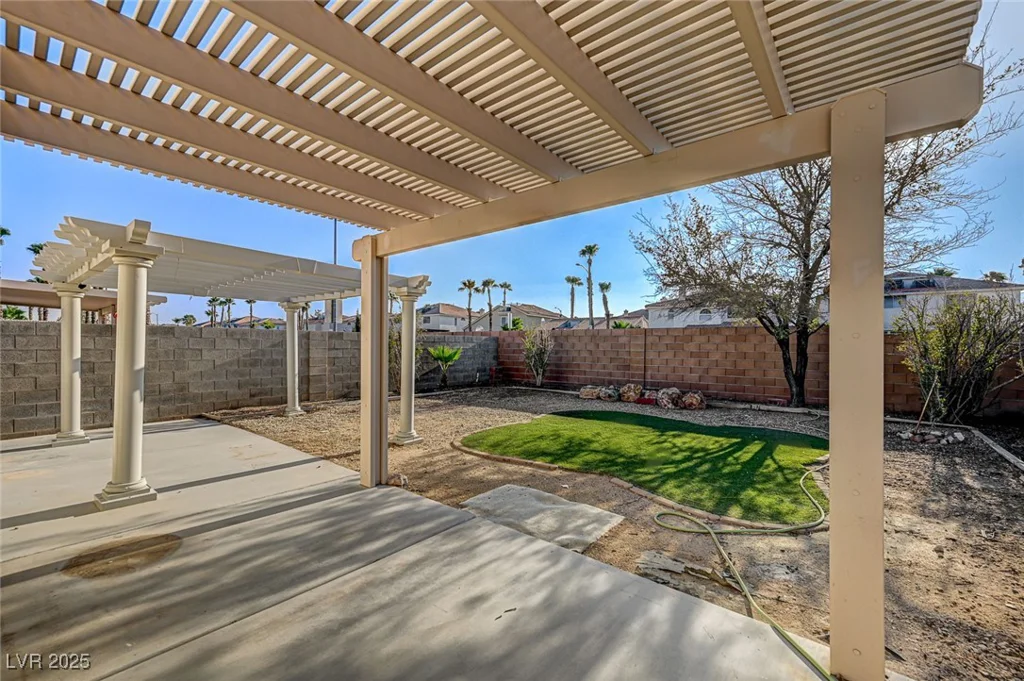 3733 Smoking Gun, Las Vegas, NV 89129