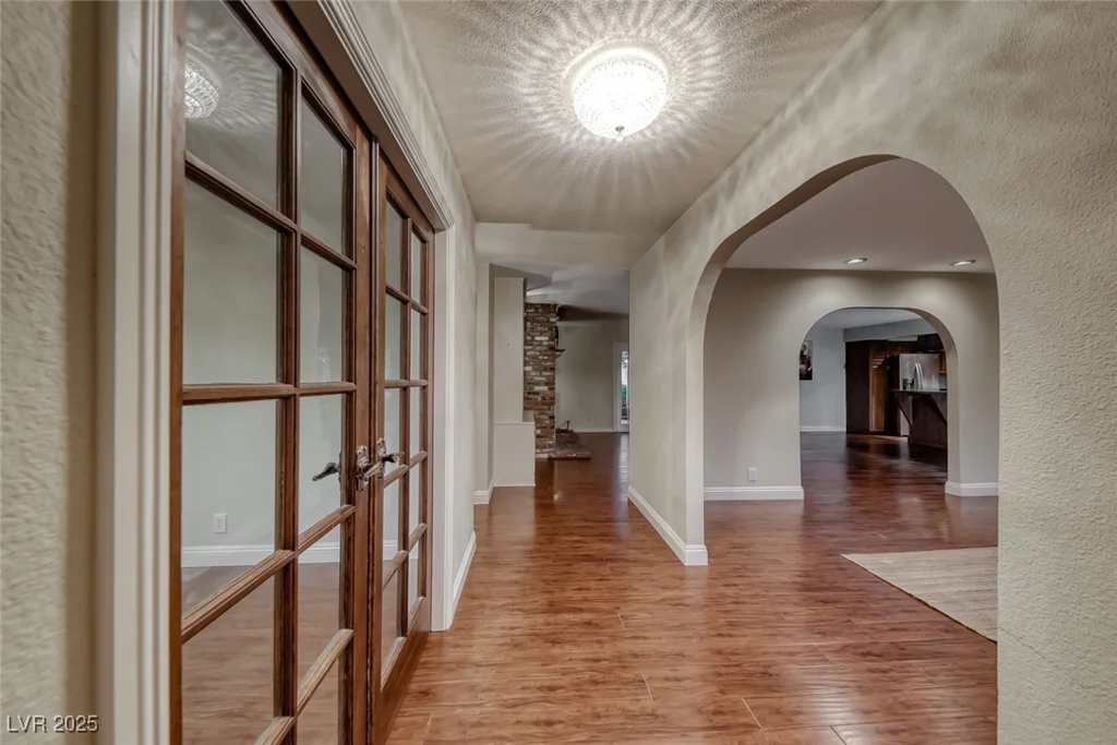 3001 Colanthe, Las Vegas, NV 89102