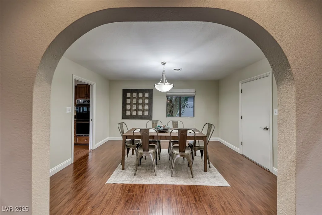 3001 Colanthe, Las Vegas, NV 89102