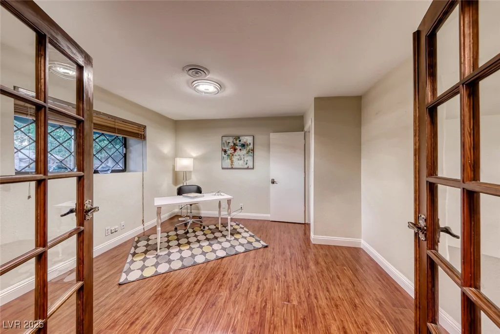 3001 Colanthe, Las Vegas, NV 89102