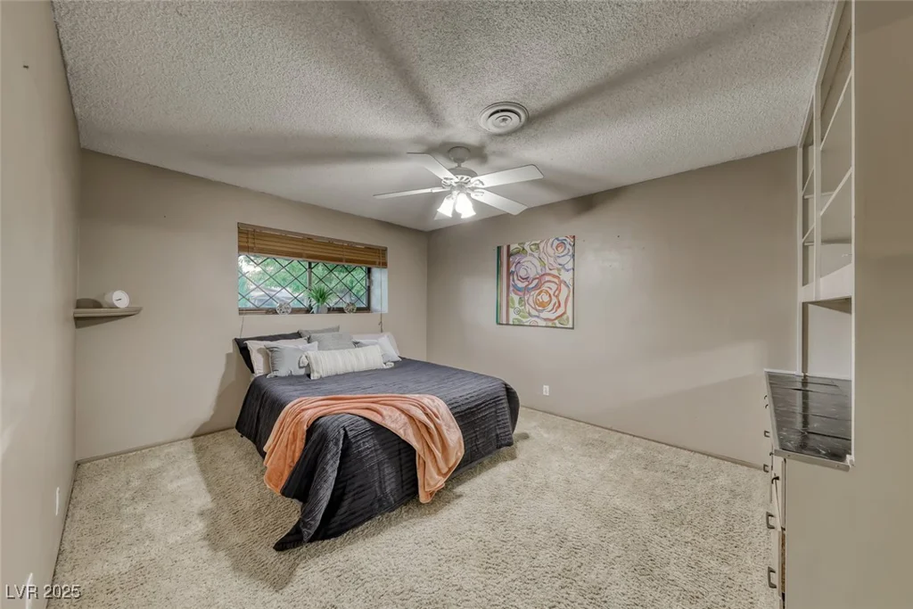 3001 Colanthe, Las Vegas, NV 89102