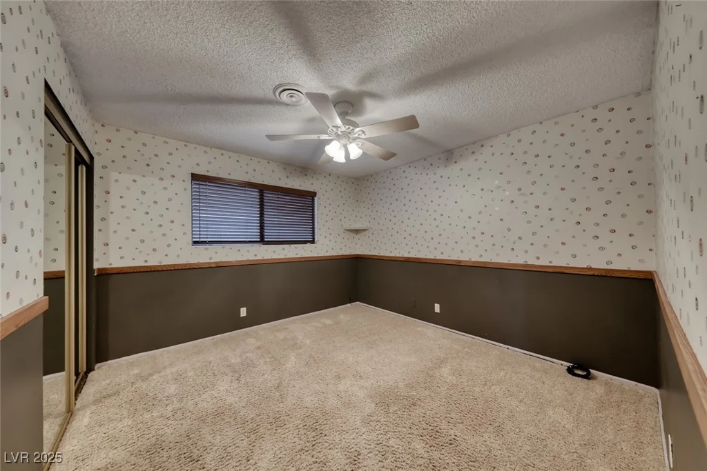 3001 Colanthe, Las Vegas, NV 89102