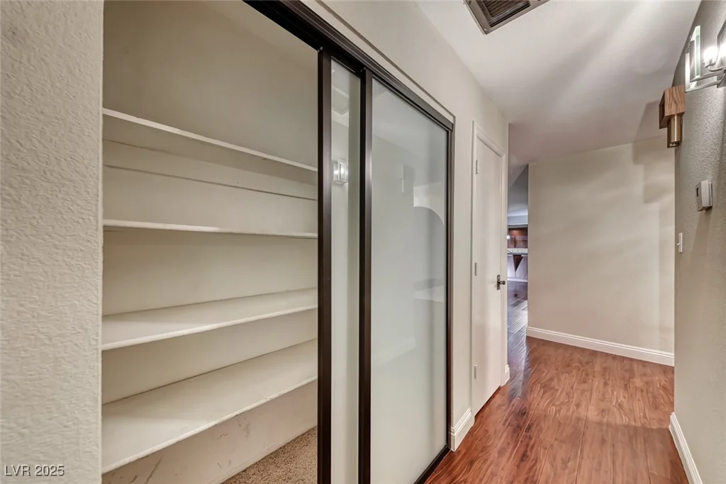 3001 Colanthe, Las Vegas, NV 89102
