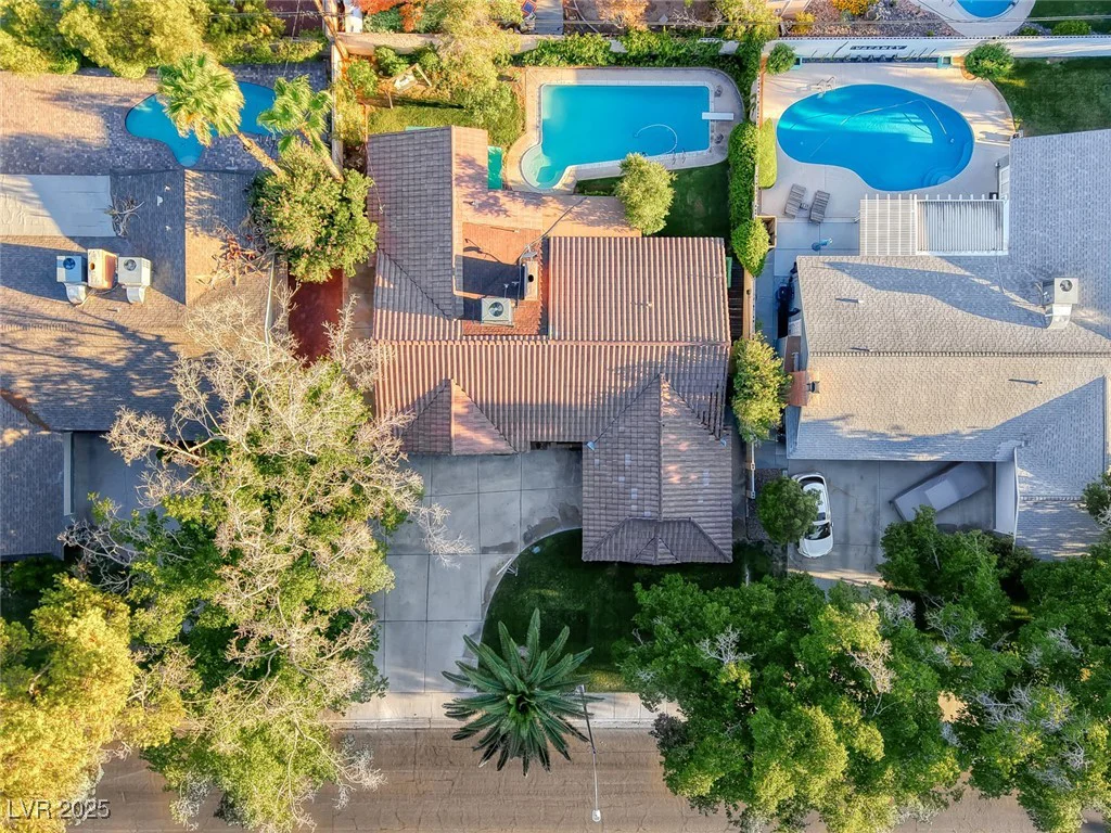 3001 Colanthe, Las Vegas, NV 89102