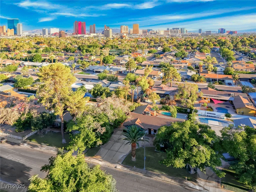 3001 Colanthe, Las Vegas, NV 89102