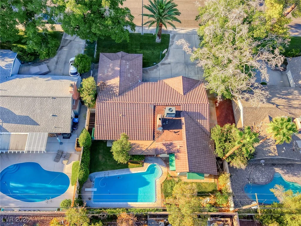 3001 Colanthe, Las Vegas, NV 89102