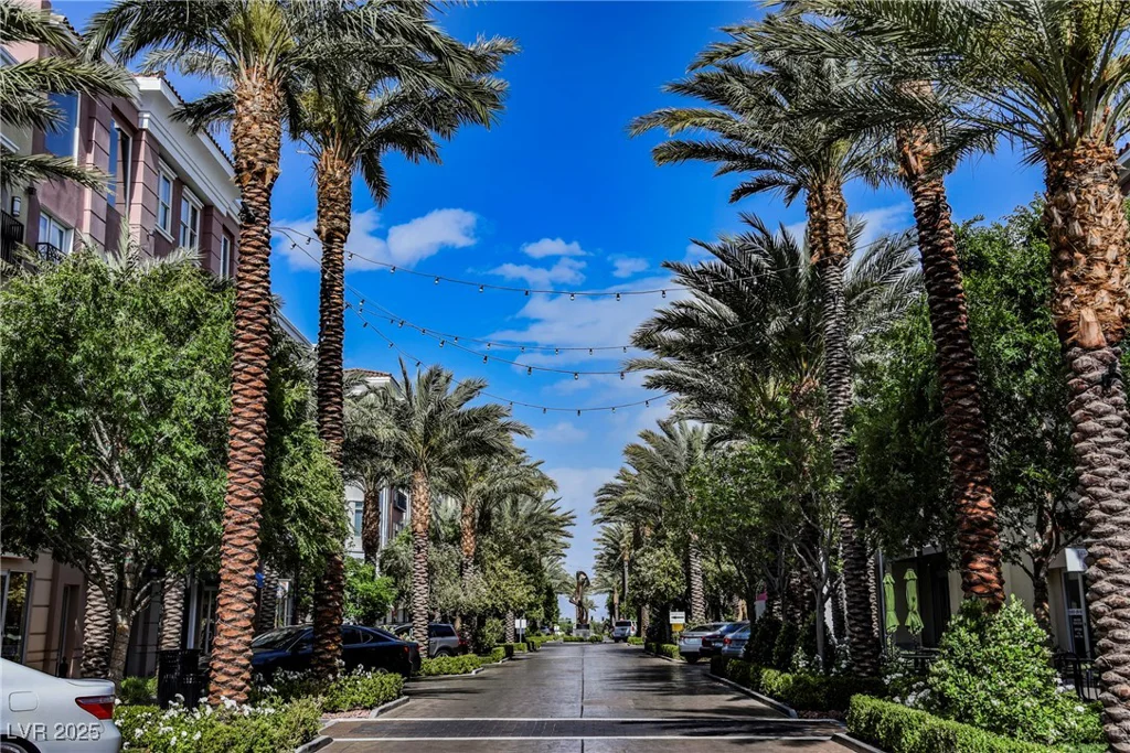 1884 Eagle Flight, Henderson, NV 89012