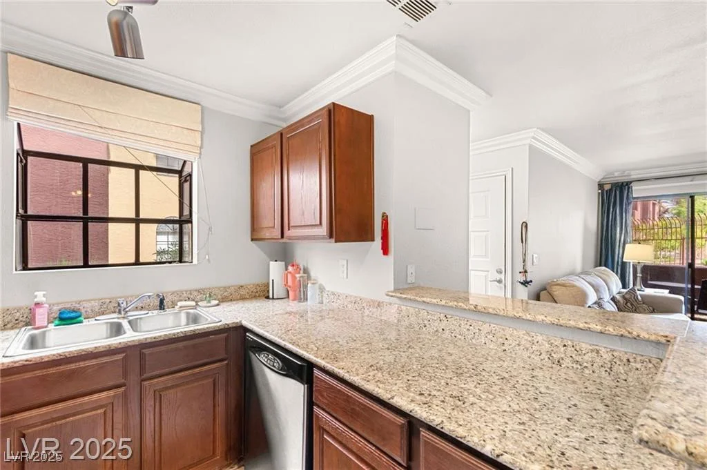 4050 Pacific Harbors, Las Vegas, NV 89121