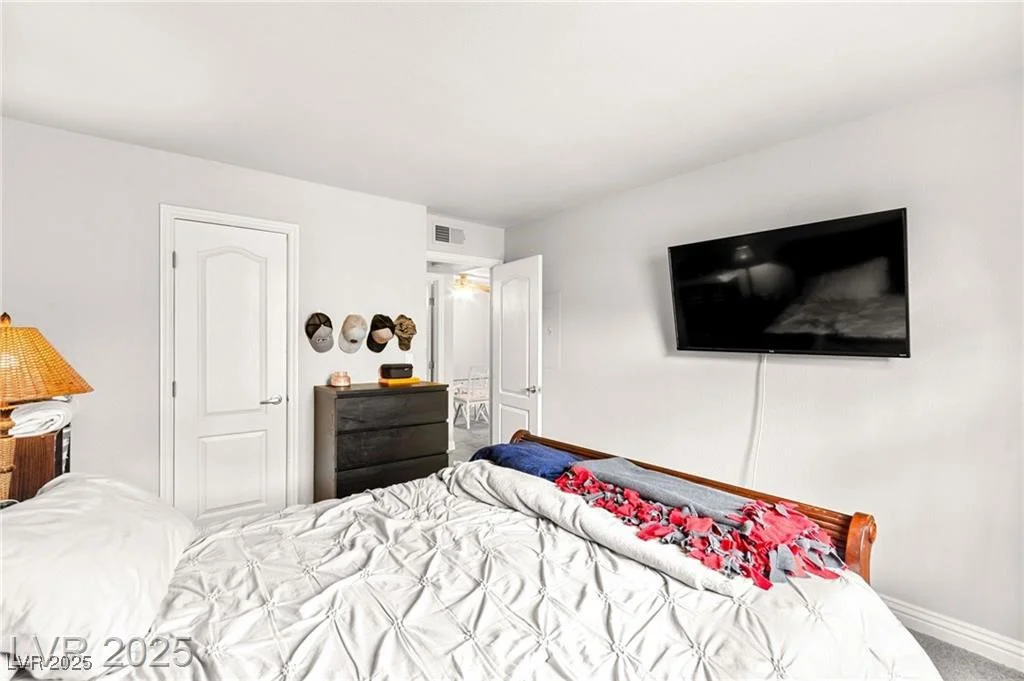 4050 Pacific Harbors, Las Vegas, NV 89121