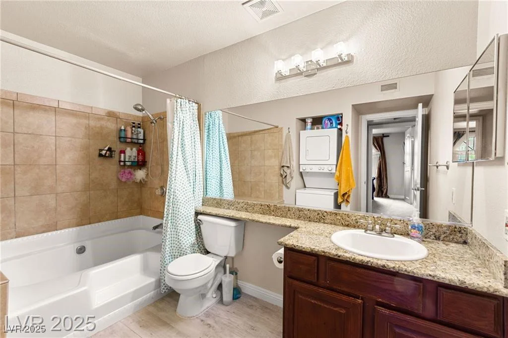 4050 Pacific Harbors, Las Vegas, NV 89121