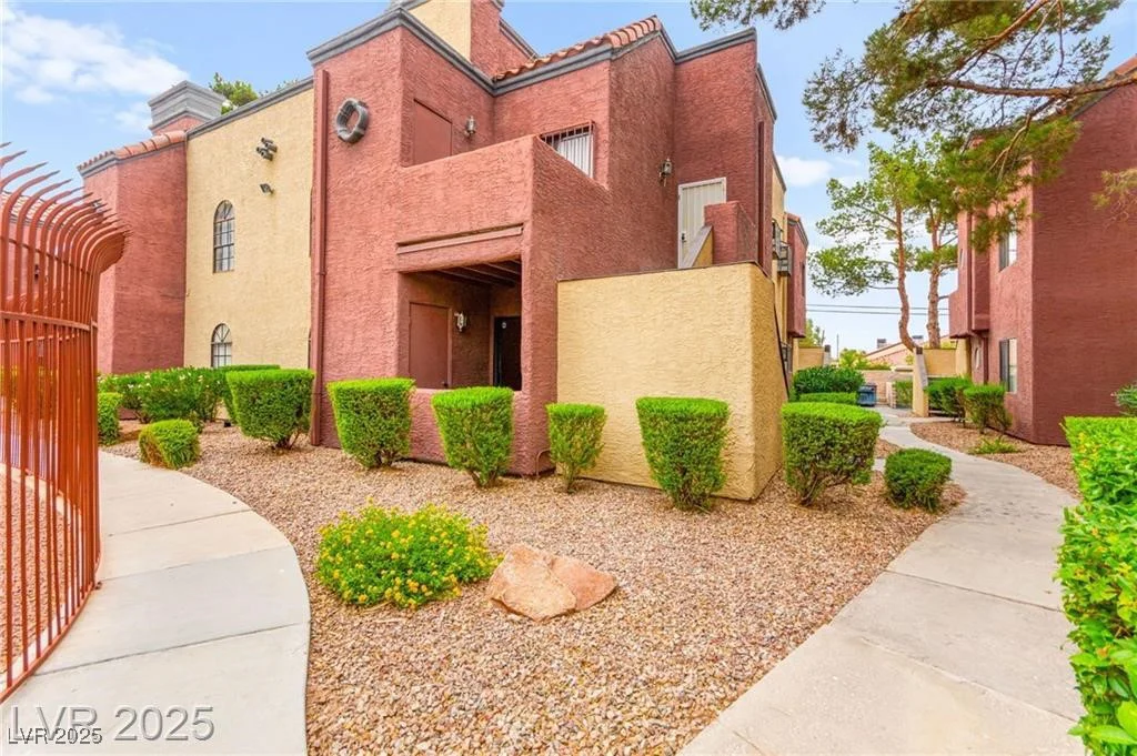 4050 Pacific Harbors, Las Vegas, NV 89121