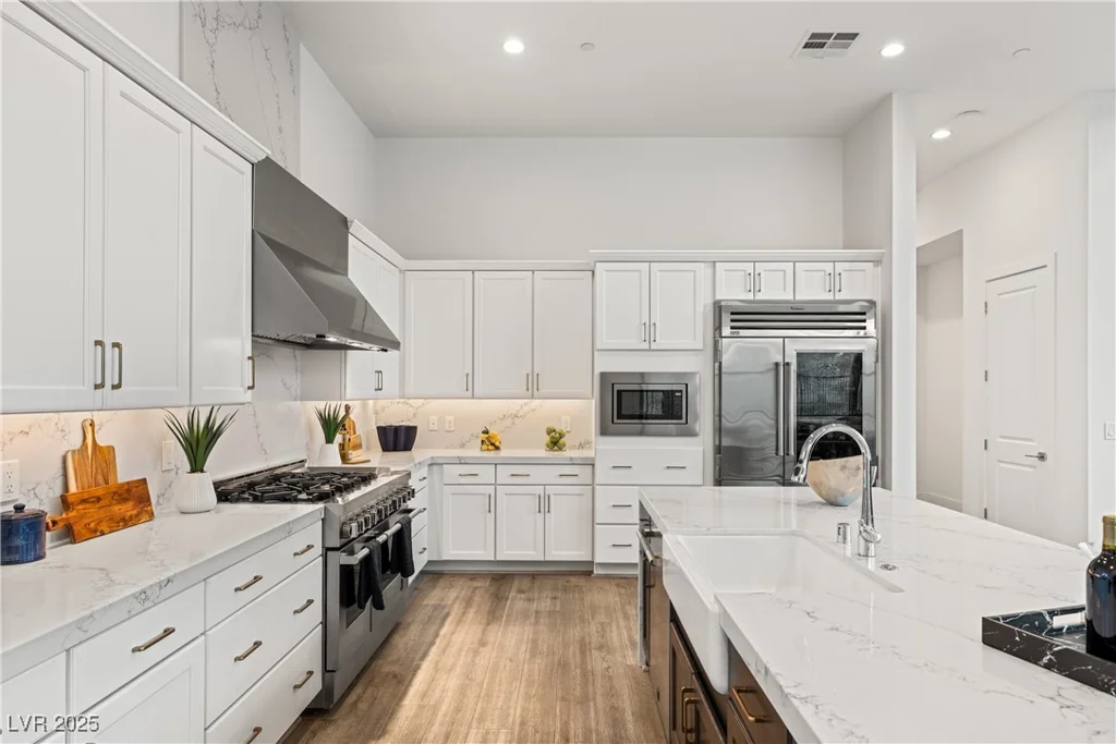 5219 Iron River, Las Vegas, NV 89135