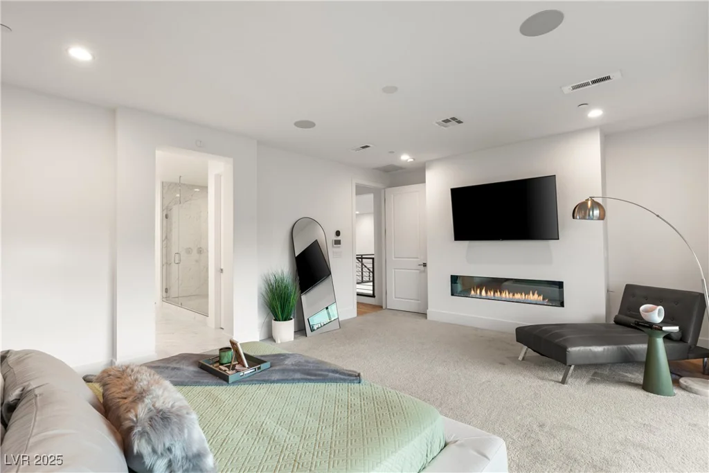5219 Iron River, Las Vegas, NV 89135