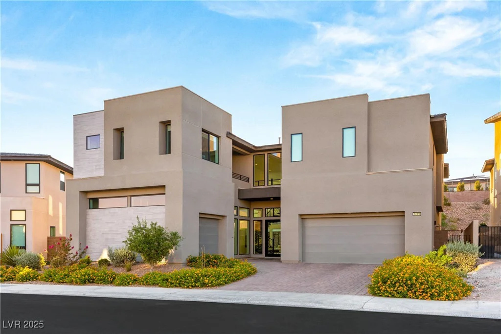 5219 Iron River, Las Vegas, NV 89135