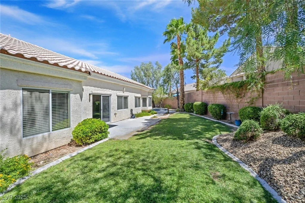 2487 Hoopes, Henderson, NV 89052