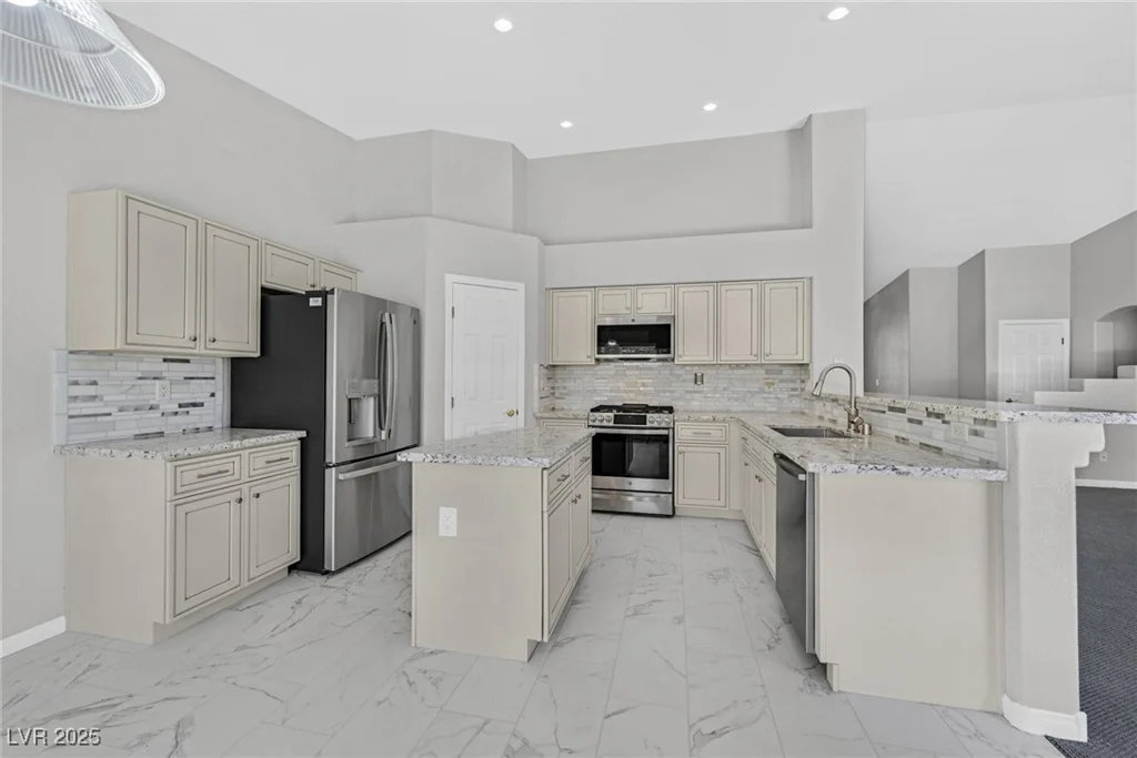 2487 Hoopes, Henderson, NV 89052