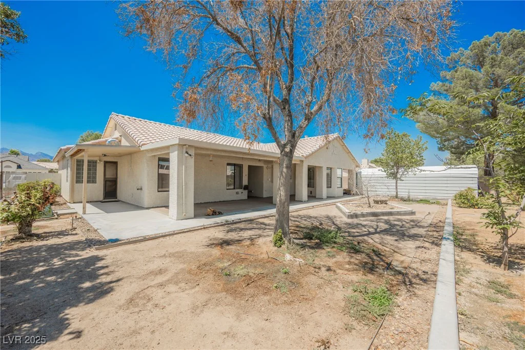 3632 Glen Ridge, Las Vegas, NV 89108