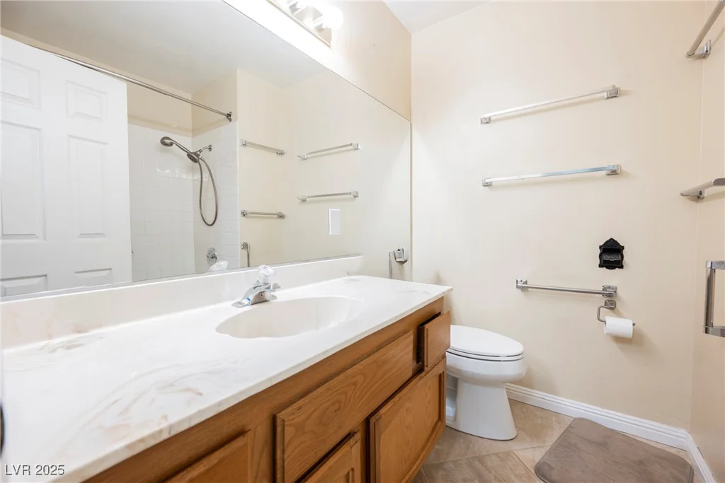 3632 Glen Ridge, Las Vegas, NV 89108