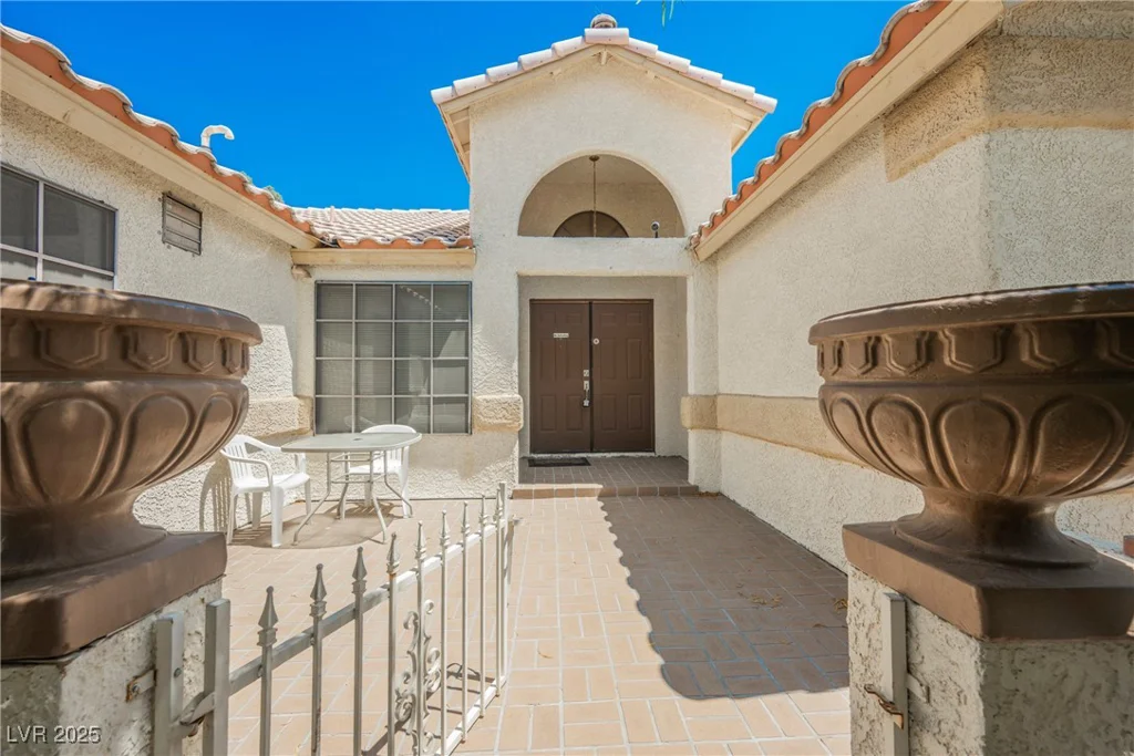 3632 Glen Ridge, Las Vegas, NV 89108
