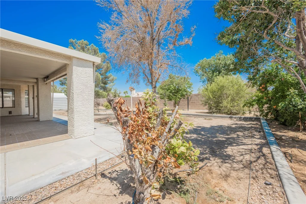 3632 Glen Ridge, Las Vegas, NV 89108