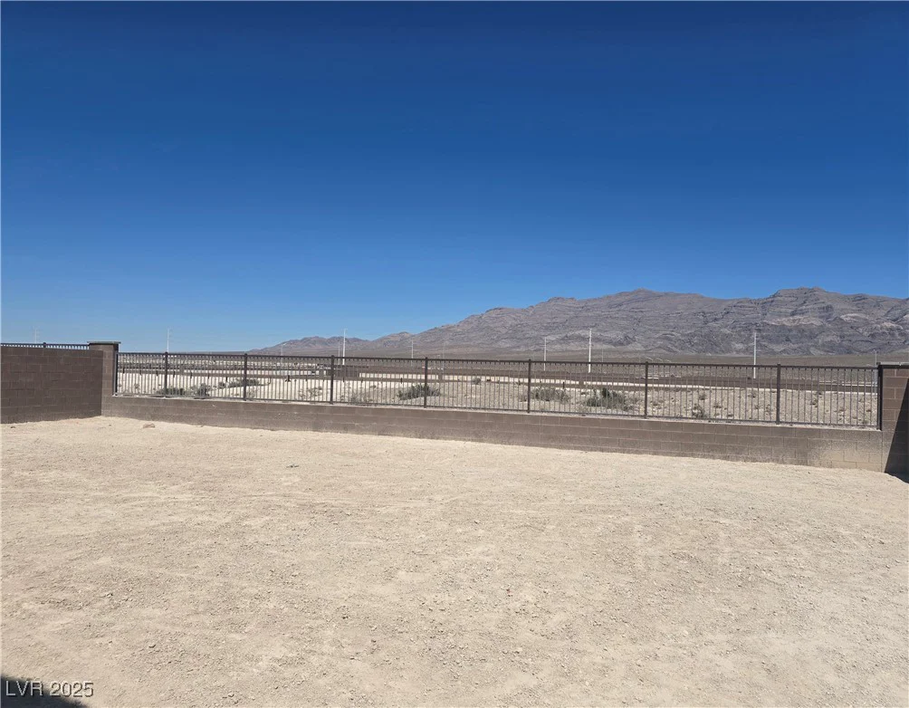 1208 Eva Creek, North Las Vegas, NV 89084
