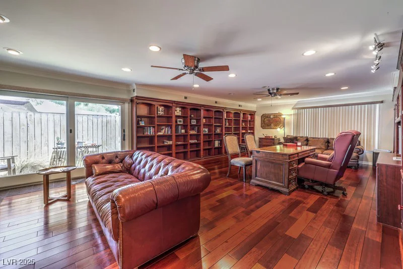 1420 8th, Las Vegas, NV 89104