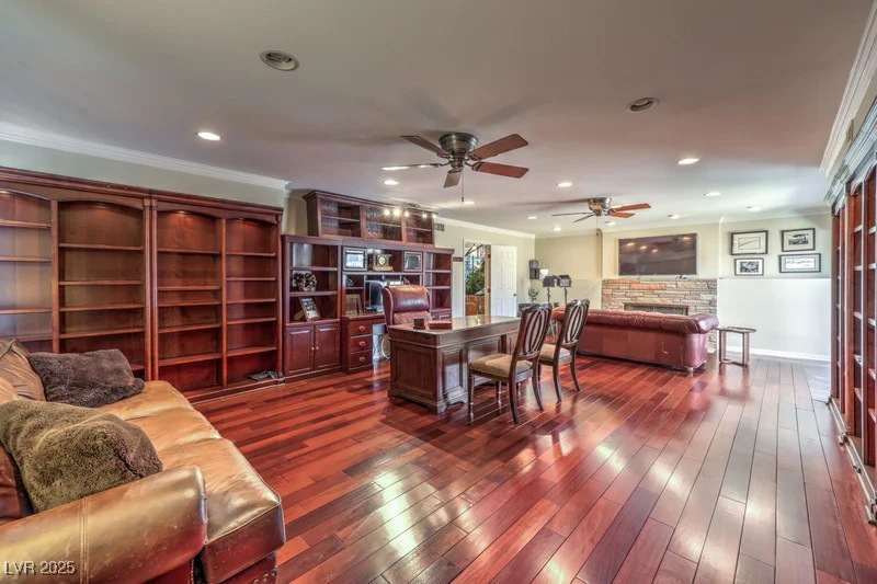 1420 8th, Las Vegas, NV 89104