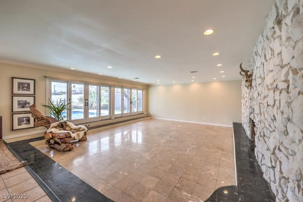 1420 8th, Las Vegas, NV 89104