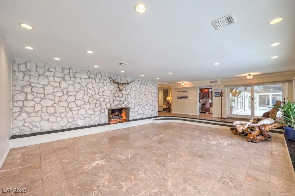 1420 8th, Las Vegas, NV 89104