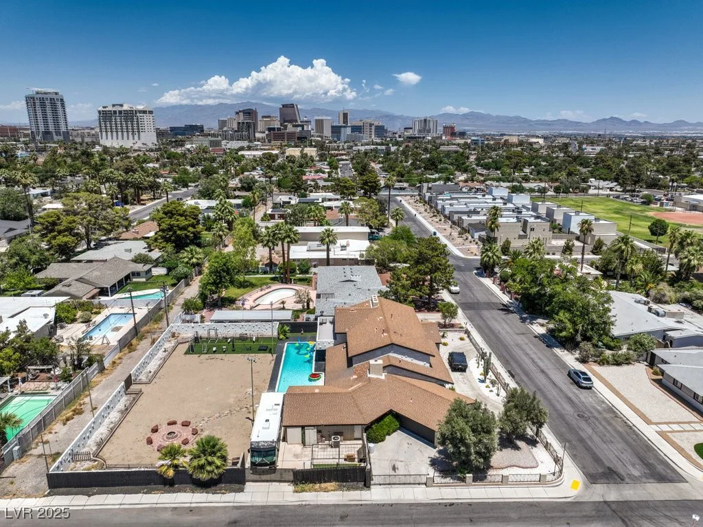 1420 8th, Las Vegas, NV 89104