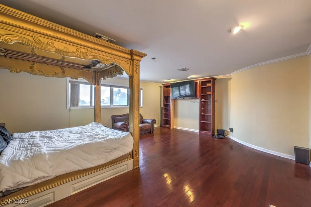 1420 8th, Las Vegas, NV 89104
