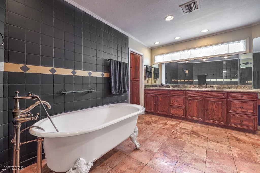 1420 8th, Las Vegas, NV 89104