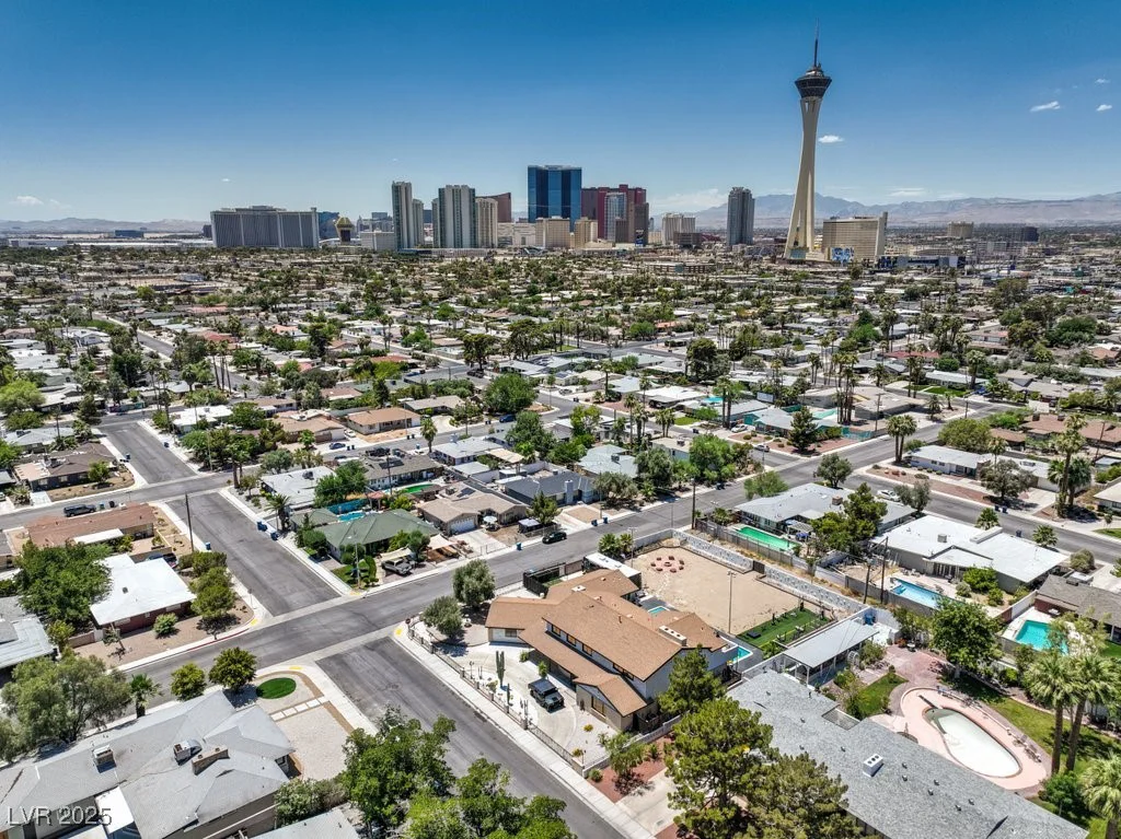 1420 8th, Las Vegas, NV 89104