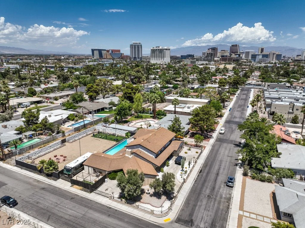 1420 8th, Las Vegas, NV 89104
