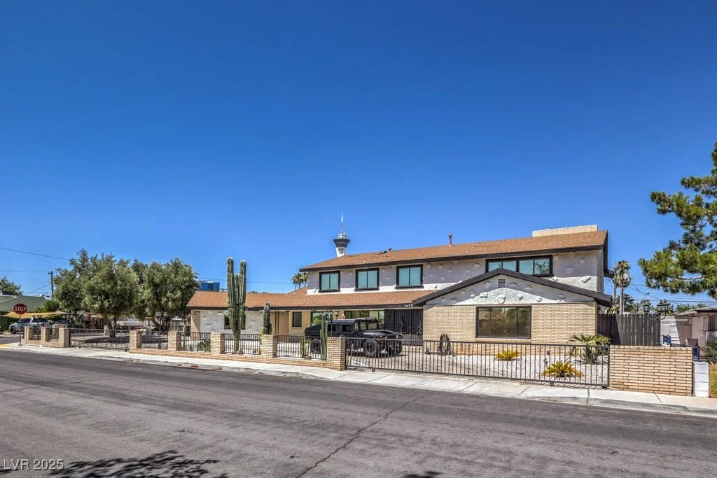 1420 8th, Las Vegas, NV 89104