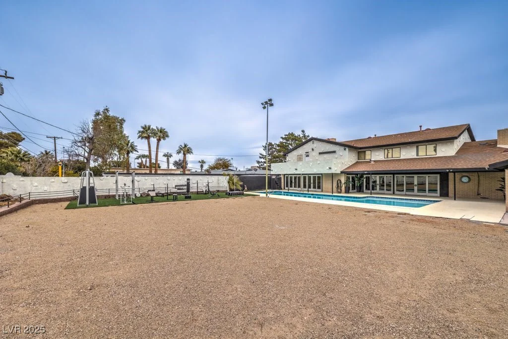 1420 8th, Las Vegas, NV 89104