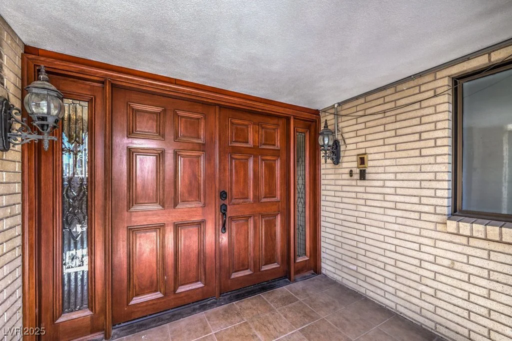 1420 8th, Las Vegas, NV 89104