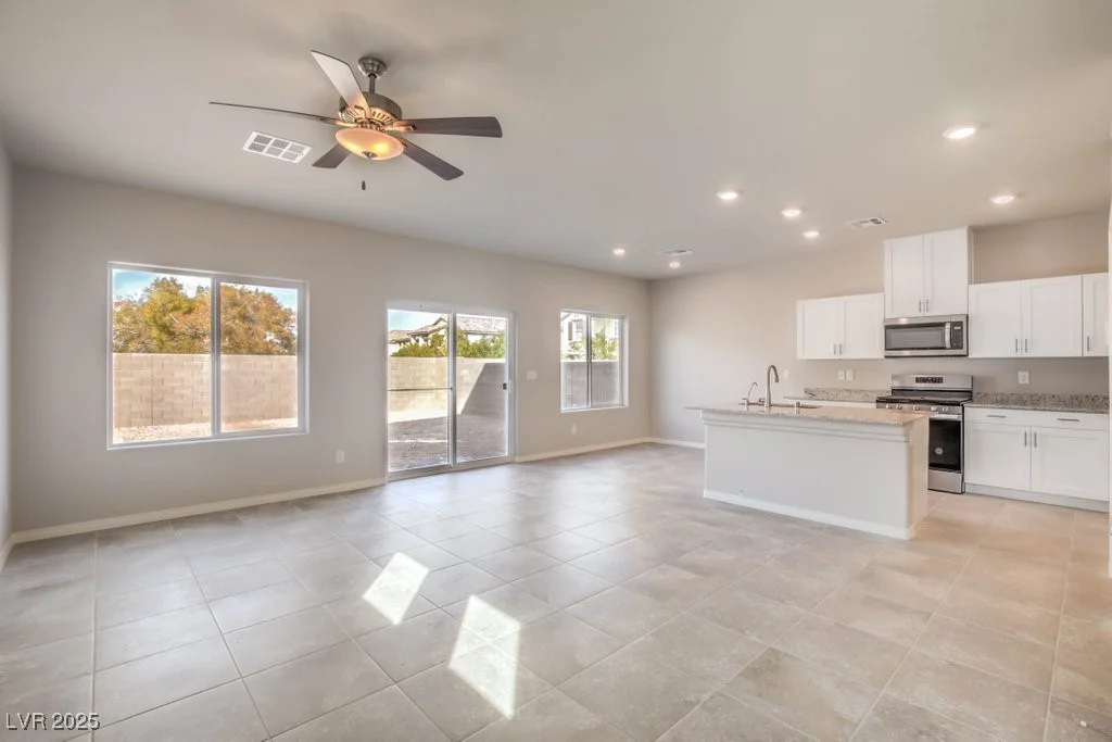6149 Orchid Falls, North Las Vegas, NV 89081
