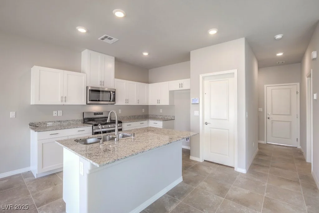 6149 Orchid Falls, North Las Vegas, NV 89081